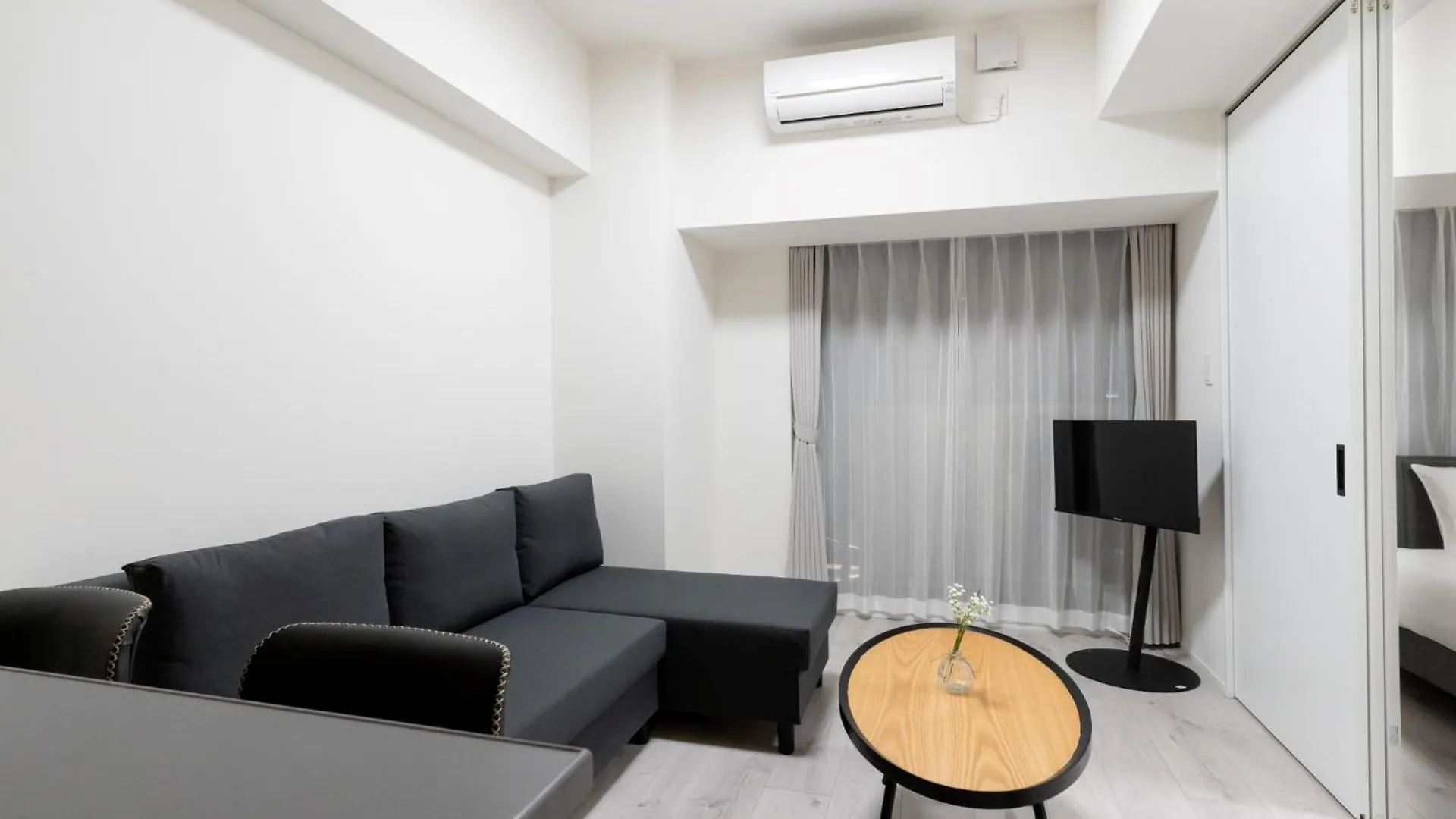 Bon Osaka West Apartment 0*,  Japan